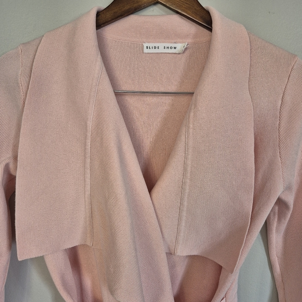 Slide Show Soft Pink Self Tie Sweater Wide Lapel Size 10 - Picture 8 of 9